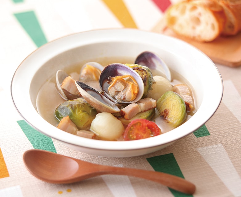 あさりと春野菜のレモンスープ