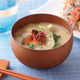 味噌玉で作る冷やし味噌汁