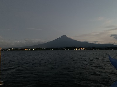 富士河口湖灯篭流し