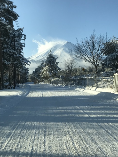 真っ白な富士山