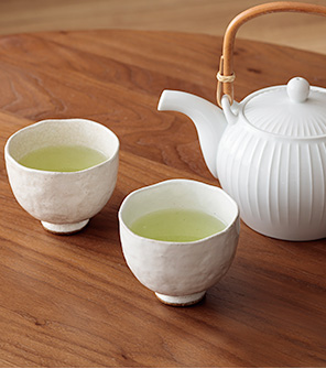 四季折々の味覚を楽しむとき、やっぱり日本茶が恋しくなる。